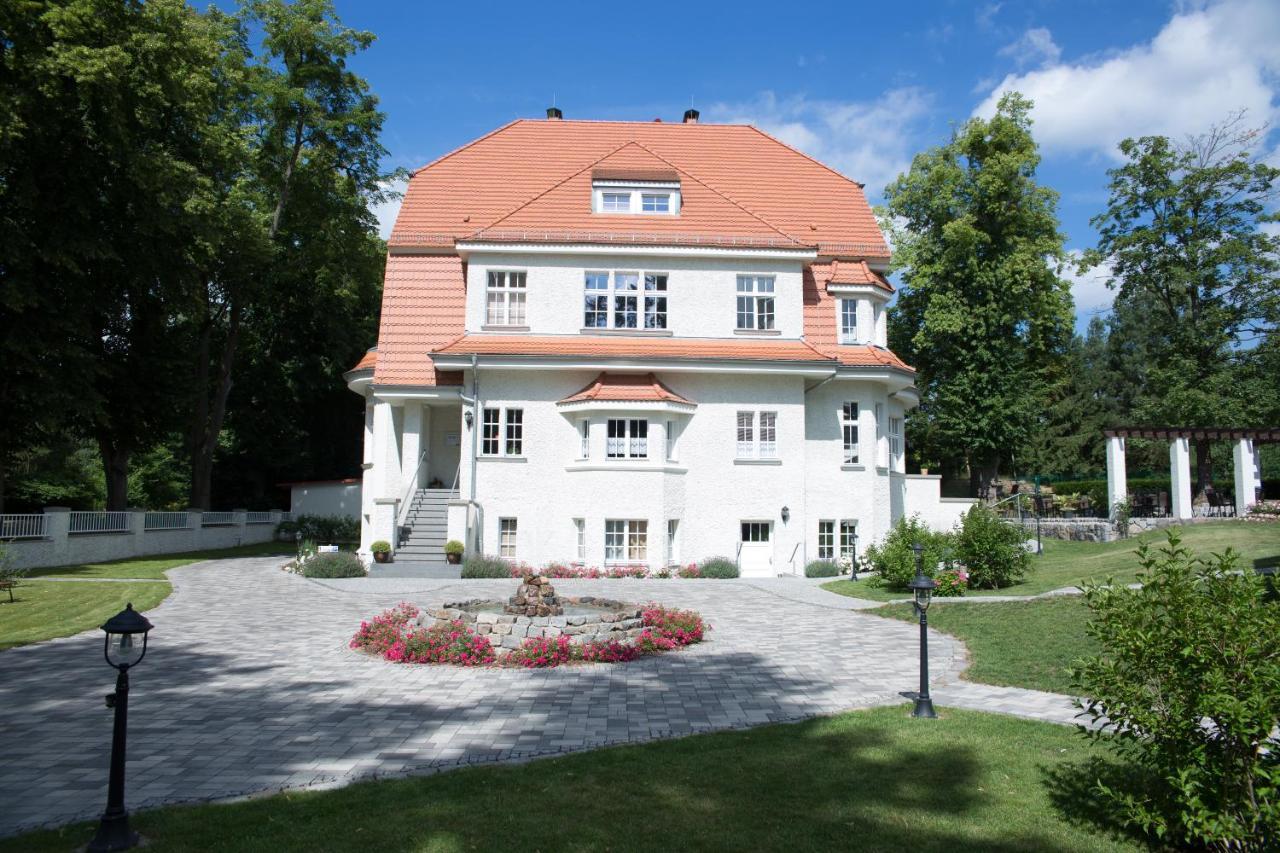 Pension Villa-Ingeborg Fürstenberg-Havel Eksteriør billede